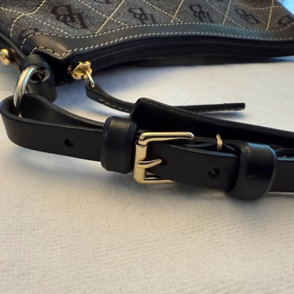 Dooney & Bourke Vintage small East/West Slouch black DB Signature Shoulder bag - Picture 10 of 16